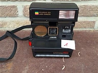 Polaroid 600 land camera