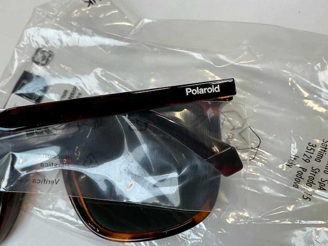 Polaroid zonnebril (16x) - afbeelding 2 van  10