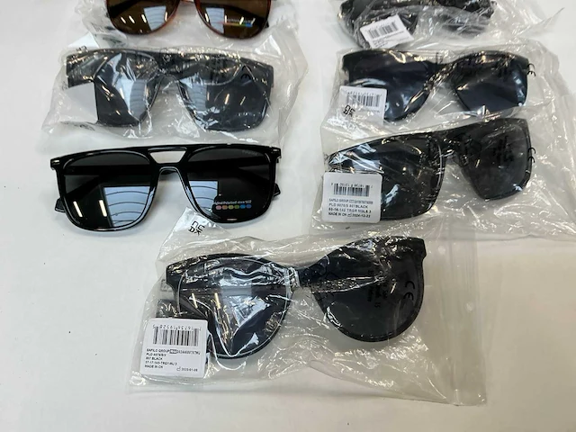 Polaroid zonnebril (17x) - afbeelding 5 van  12