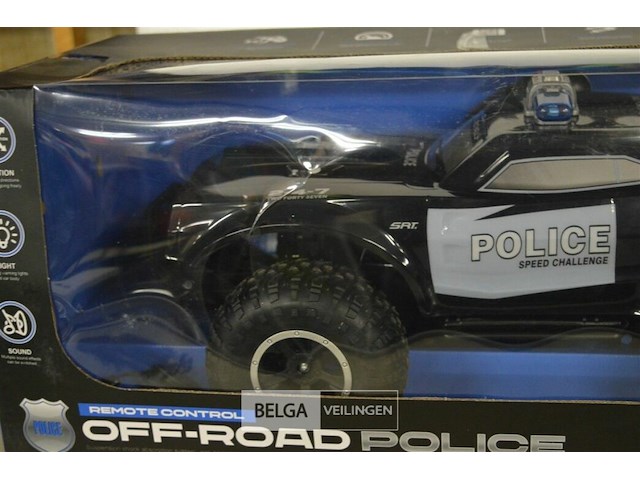 Police auto off road - afbeelding 2 van  4