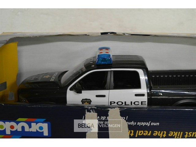 Police pick up - afbeelding 2 van  4