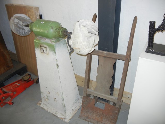 Polijstmachine 1400 toer en zolderwagen - afbeelding 3 van  3