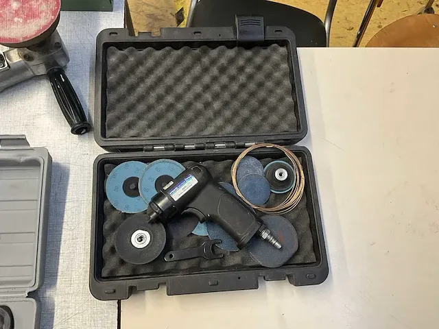 Polijstmachine - afbeelding 1 van  2