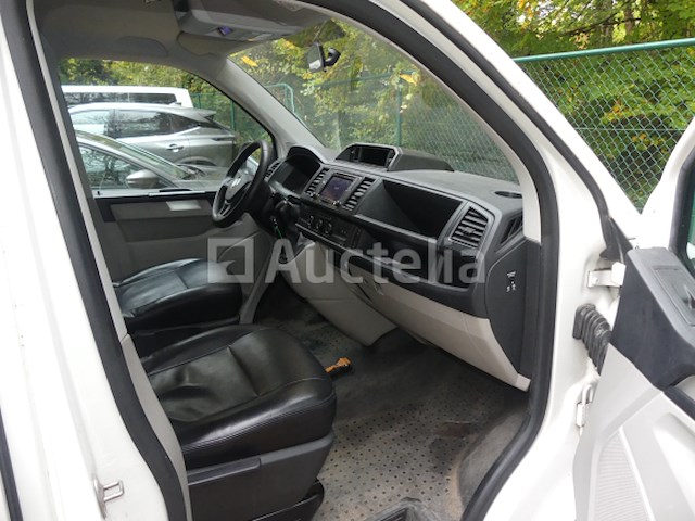 Politievoertuig volkswagen kombi (2019-141.105 km) - afbeelding 5 van  35