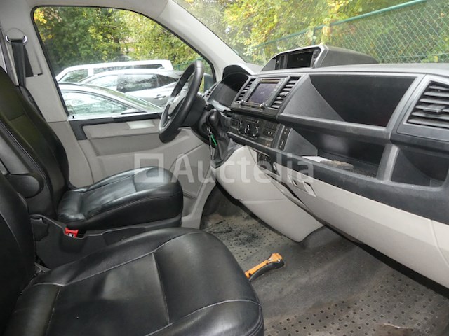 Politievoertuig volkswagen kombi (2019-141.105 km) - afbeelding 6 van  35