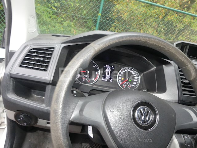 Politievoertuig volkswagen kombi (2019-141.105 km) - afbeelding 18 van  35