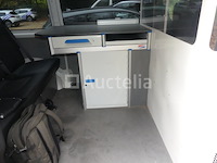 Politievoertuig volkswagen kombi (2019-141.105 km) - afbeelding 27 van  35