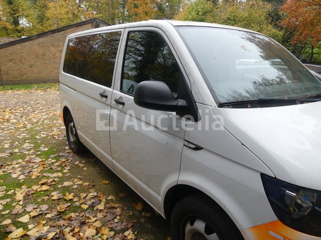 Politievoertuig volkswagen kombi (2019-141.105 km) - afbeelding 33 van  35
