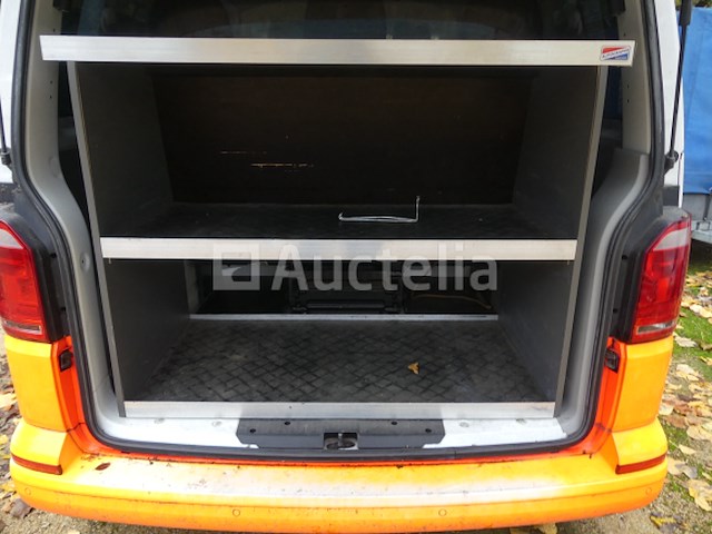 Politievoertuig volkswagen kombi (2019-141.105 km) - afbeelding 35 van  35