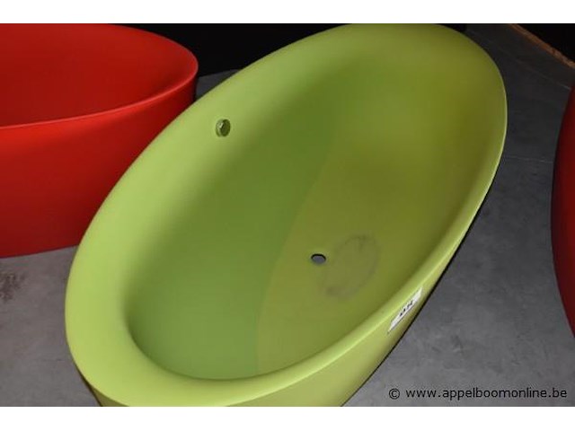 Poly alleenstaand design bad - afbeelding 2 van  2