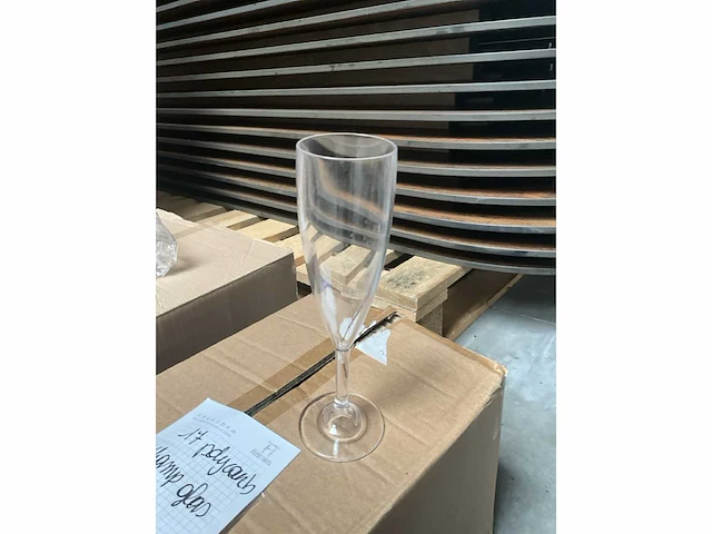 Polycarbonaat champagneglas (17x) - afbeelding 2 van  4