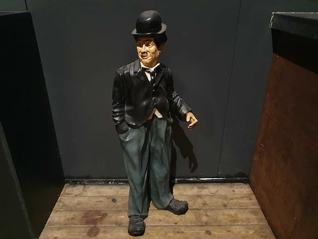 Polyester charlie chaplin beeld - afbeelding 1 van  4