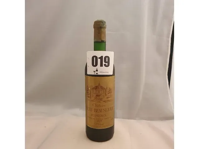 Pomerol château petit - beausejour 750ml 1977 - afbeelding 1 van  7