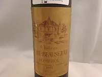 Pomerol château petit - beausejour 750ml 1977 - afbeelding 2 van  7