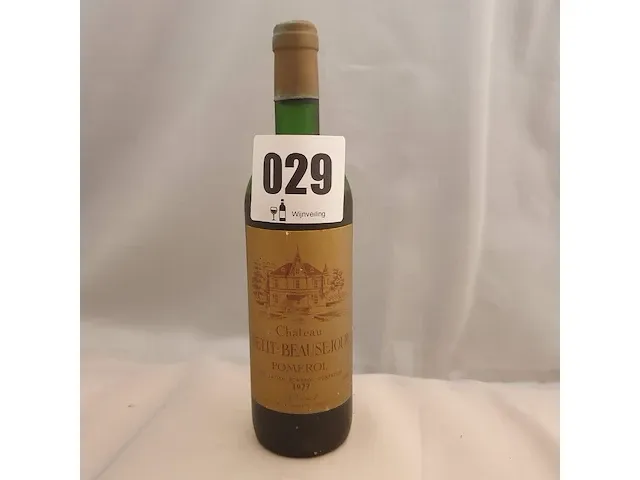 Pomerol château petit - beausejour 750ml 1977 - afbeelding 1 van  7