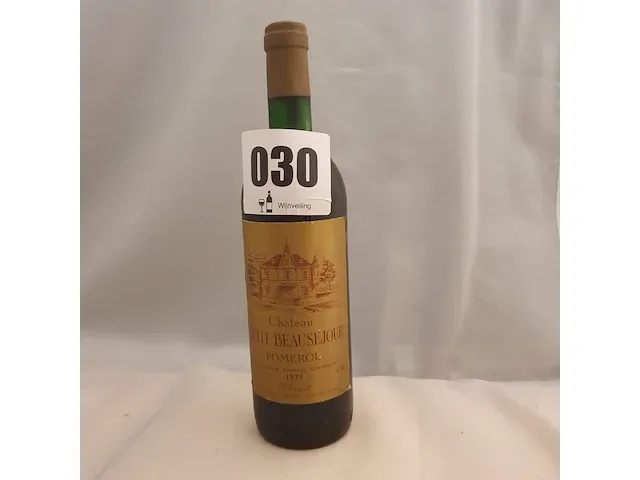 Pomerol château petit - beausejour 750ml 1977 - afbeelding 1 van  5