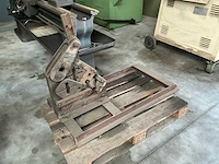 Pons- en knipmachine - afbeelding 1 van  5