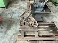 Pons- en knipmachine - afbeelding 5 van  5