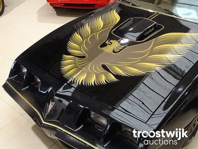 Pontiac '79 firebird trans am 6.6 v8 '10th anniversary' - afbeelding 52 van  53