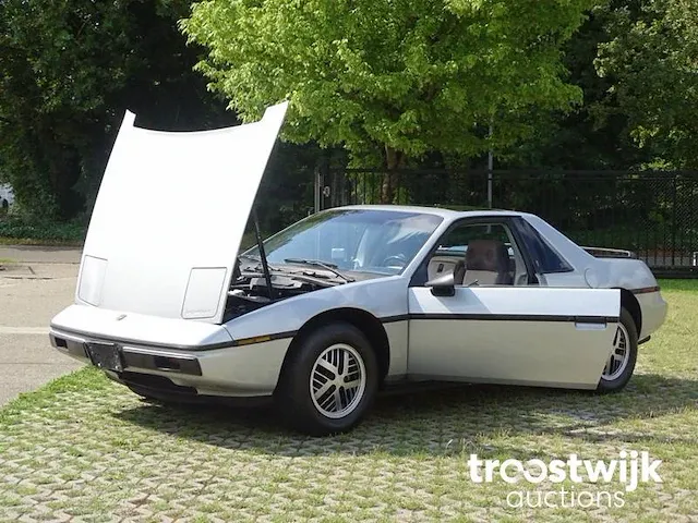 Pontiac fiero 2m6 se (topstaat) - afbeelding 26 van  50