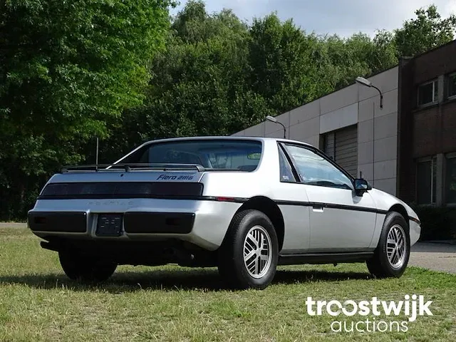 Pontiac fiero 2m6 se (topstaat) - afbeelding 4 van  50