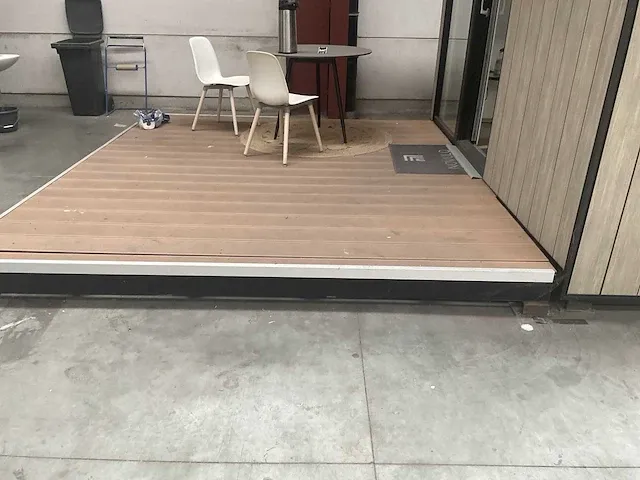 Poolhouse met terras - afbeelding 3 van  6