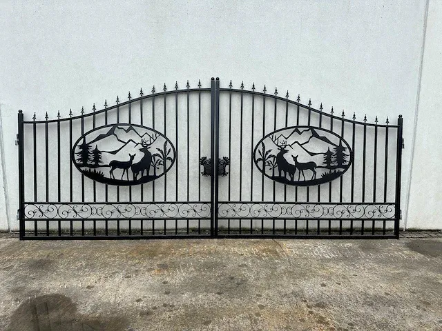 Poort deer design 5400mm nieuw - afbeelding 1 van  1