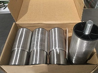 Pootjes rvs - afbeelding 1 van  2