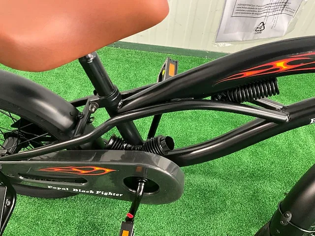 Popal black fighter kinderfiets - afbeelding 5 van  5