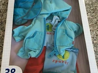 Poppen kledij - afbeelding 1 van  1