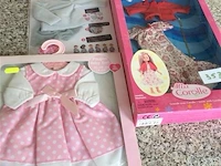 Poppenkledij - afbeelding 1 van  2