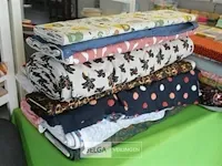 Poppy editie 16 boek & diverse stoffen op rol/houder - afbeelding 2 van  6