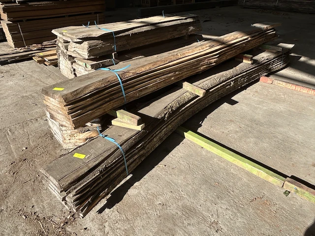 Populier - lengtes +/- 4150mm-4700mm - afbeelding 3 van  5