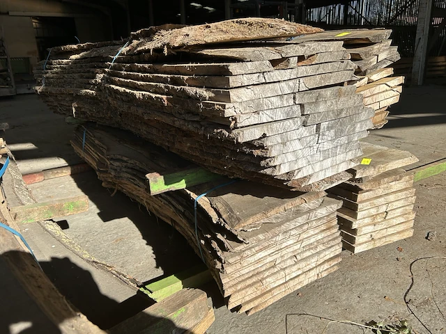 Populier stam - lengtes 2300mm-2900mm - afbeelding 2 van  5