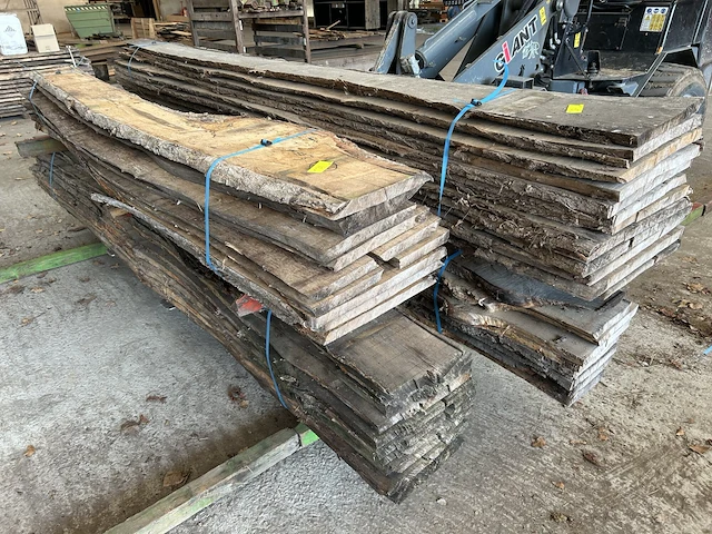 Populier stam - lengtes 2600mm-3300mm - afbeelding 1 van  3