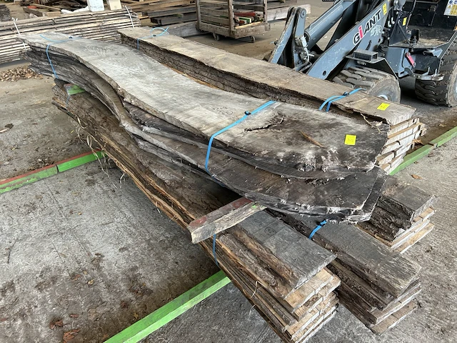 Populier stam - lengtes 2800mm-3400mm - afbeelding 4 van  4