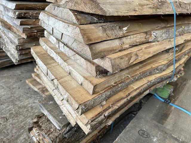 Populier stam - lengtes 3100mm-3300m - afbeelding 2 van  4