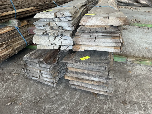 Populier stam - lengtes 3200mm-3300mm - afbeelding 1 van  5