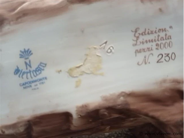 Porceleine beeld - afbeelding 4 van  4
