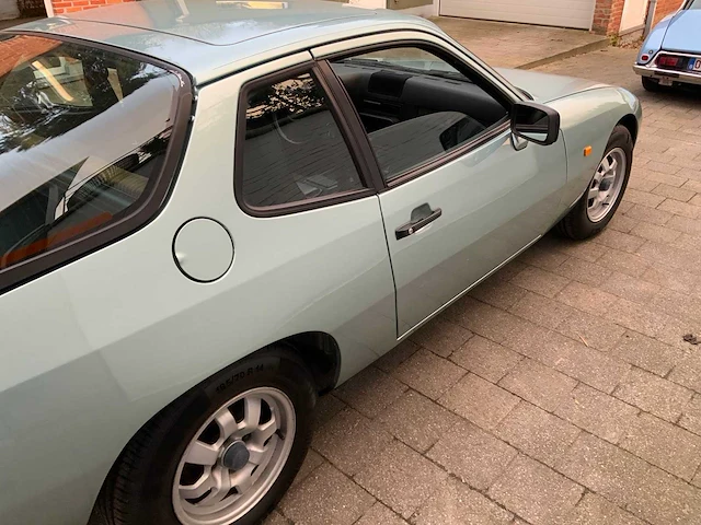 Porsche - 924 - oldtimer mint condition - afbeelding 3 van  39