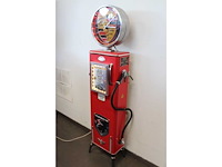 Porsche - benzinepomp kast - decor object - afbeelding 3 van  6