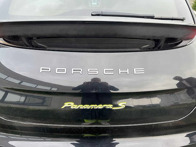 Porsche - panamera - 2015 - afbeelding 2 van  31