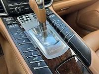 Porsche - panamera - personenauto - afbeelding 19 van  33