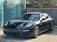 Porsche - panamera - personenauto - afbeelding 12 van  33