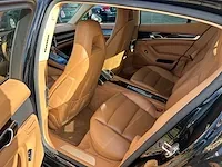 Porsche - panamera - personenauto - afbeelding 25 van  33