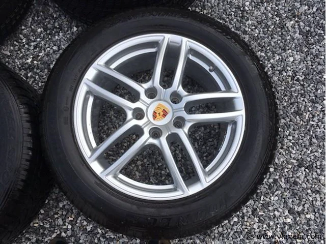 Porsche 19 inch velgen met banden - afbeelding 2 van  14