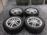 Porsche 19 inch velgen met banden
