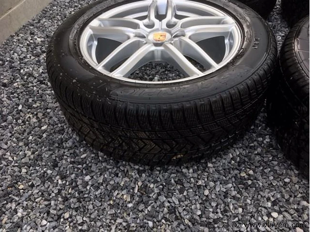 Porsche 19 inch velgen met banden - afbeelding 9 van  14