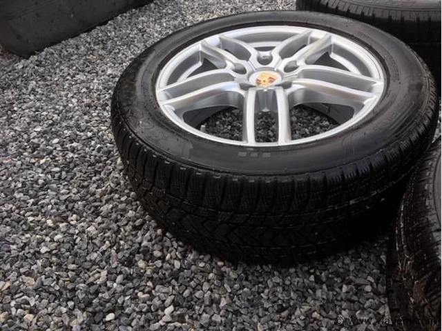 Porsche 19 inch velgen met banden - afbeelding 11 van  14