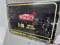 Porsche 911 1:18 vintage - afbeelding 3 van  3